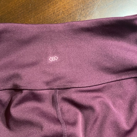 Purple Legend Leggings - Picture 4 of 6